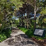 Albatroz Beach&yacht Club 5* Santa Cruz (Madeira)