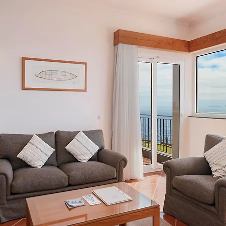 Hotel Albatroz & Yacht Club
