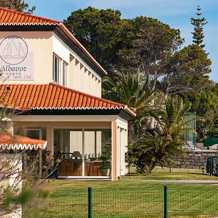 Albatroz & Yacht Club Hotel