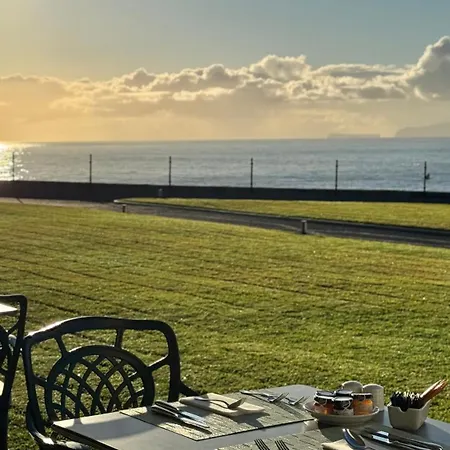 Ξενοδοχείο Albatroz & Yacht Club