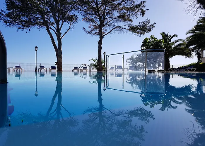 Albatroz & Yacht Club Hotel 5*