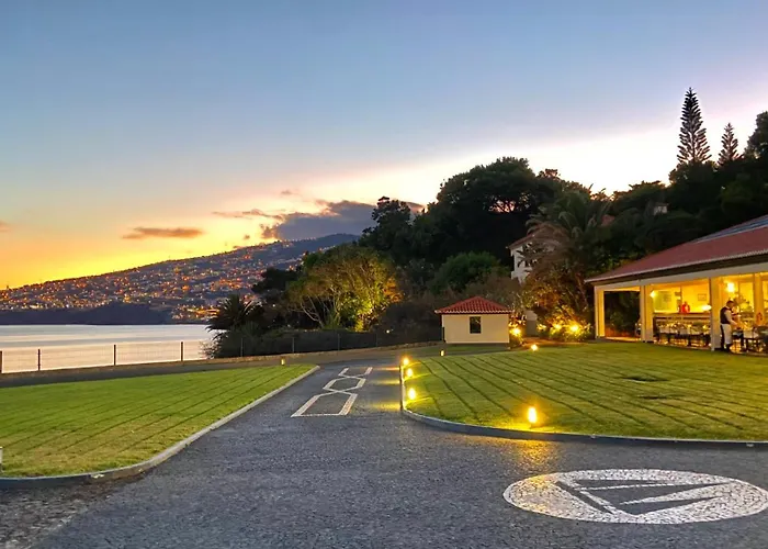 Albatroz & Yacht Club