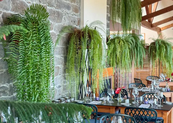 Albatroz & Yacht Club Santa Cruz (Madeira)