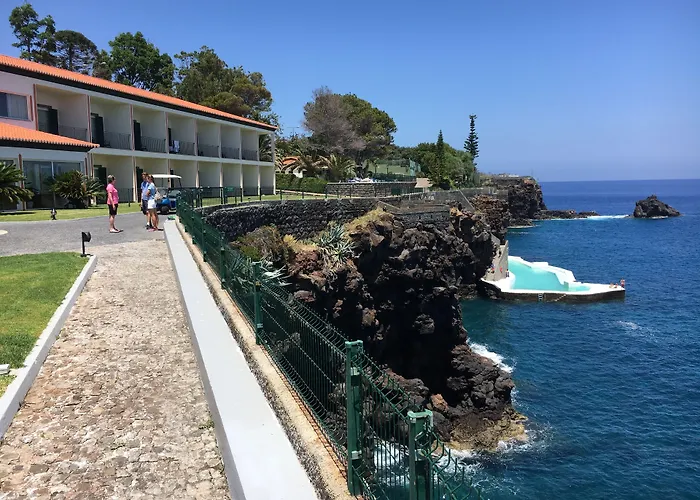 Hotel Albatroz & Yacht Club 5*