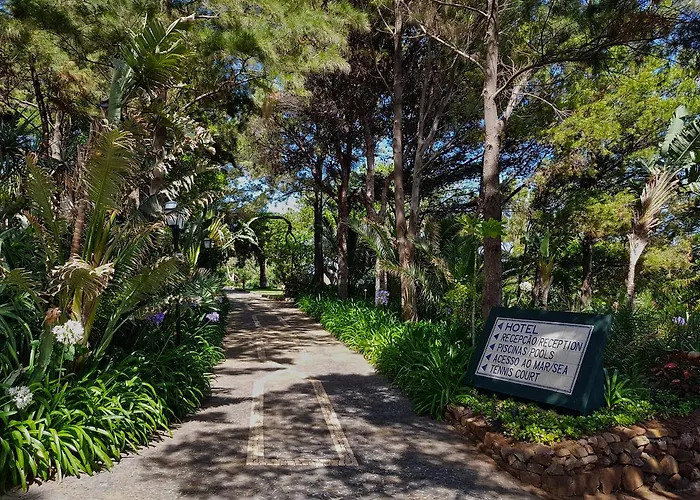 Albatroz & Yacht Club 5* סנטה קרוז