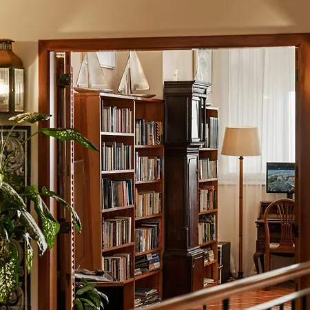 Albatroz & Yacht Club Hotell