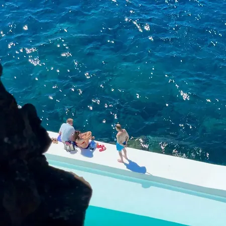 Hotell Albatroz & Yacht Club Santa Cruz (Madeira)