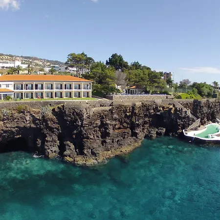 Hotel Albatroz & Yacht Club