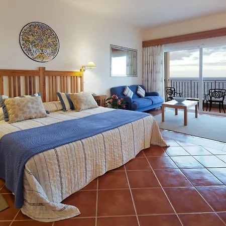 Albatroz & Yacht Club Hotel