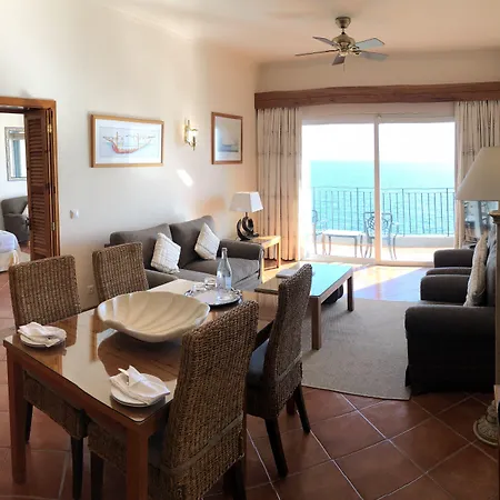 Hotell Albatroz & Yacht Club Santa Cruz (Madeira)