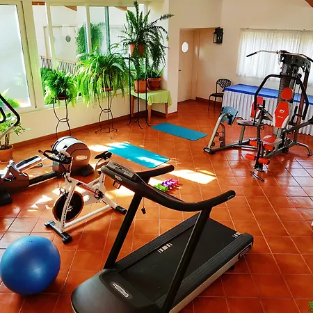 Hotell Albatroz & Yacht Club