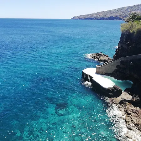 Albatroz & Yacht Club Santa Cruz (Madeira)