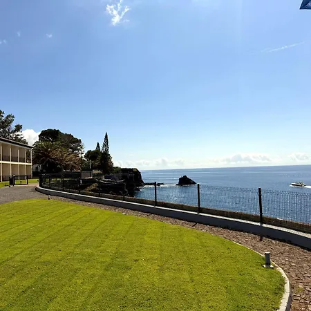Szálloda Albatroz & Yacht Club 5*