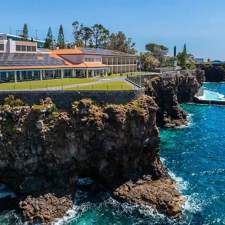 Albatroz & Yacht Club Santa Cruz (Madeira)