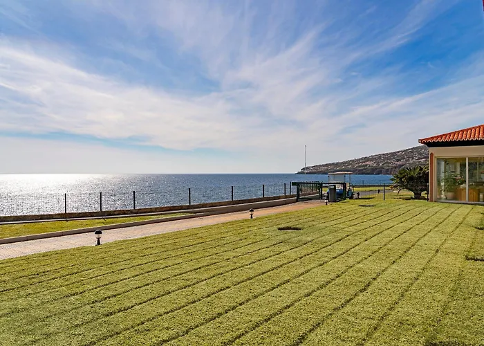 Hotel Albatroz & Yacht Club 5*