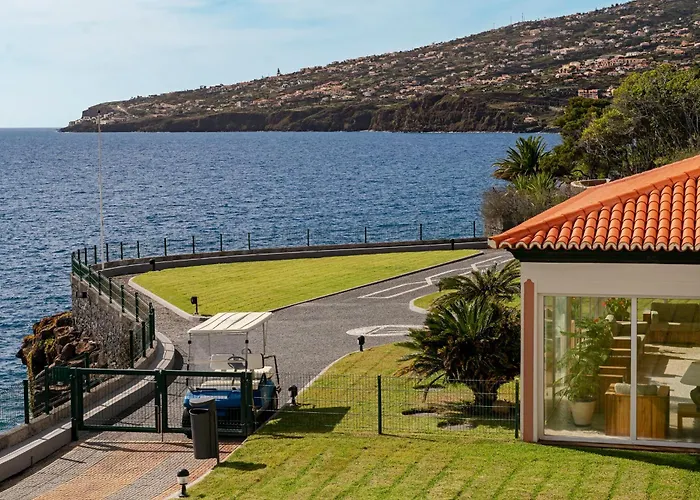 Albatroz & Yacht Club Hotel