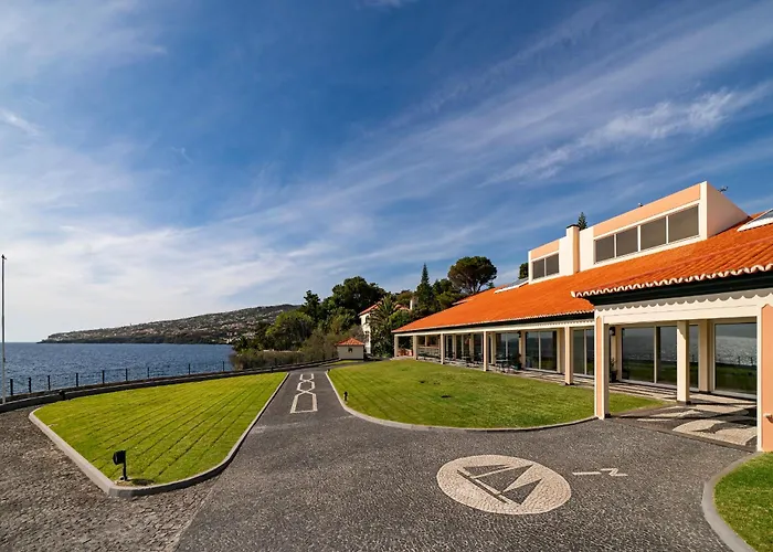 Albatroz & Yacht Club Hotel 5*