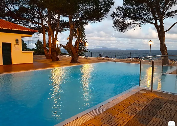 Hotel Albatroz & Yacht Club 5*