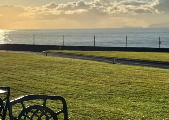 Hotel Albatroz & Yacht Club