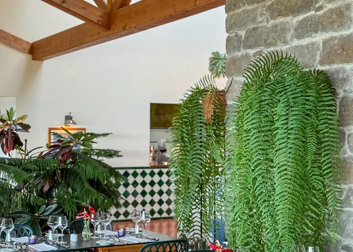 Albatroz & Yacht Club Hotel Santa Cruz (Madeira)