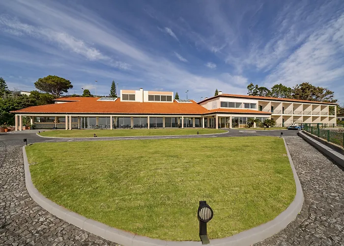 Hotel Albatroz & Yacht Club Santa Cruz (Madeira)