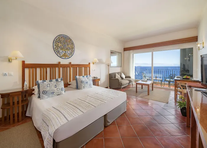 Hotel Albatroz & Yacht Club Santa Cruz (Madeira)