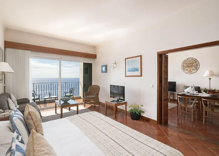 Albatroz & Yacht Club 5*