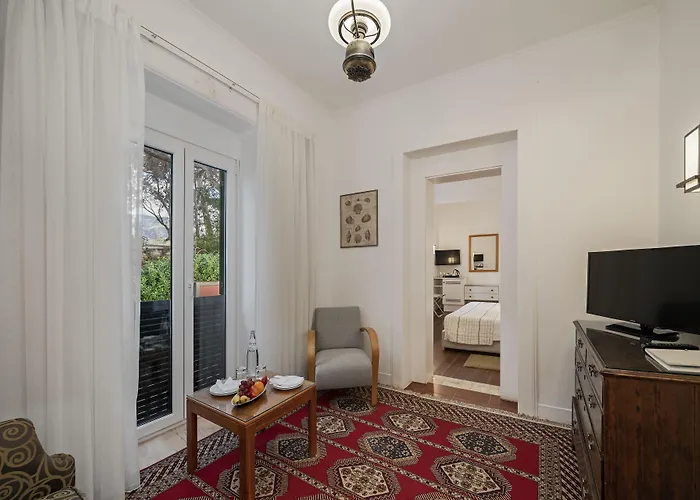 Hotel Albatroz & Yacht Club 5*