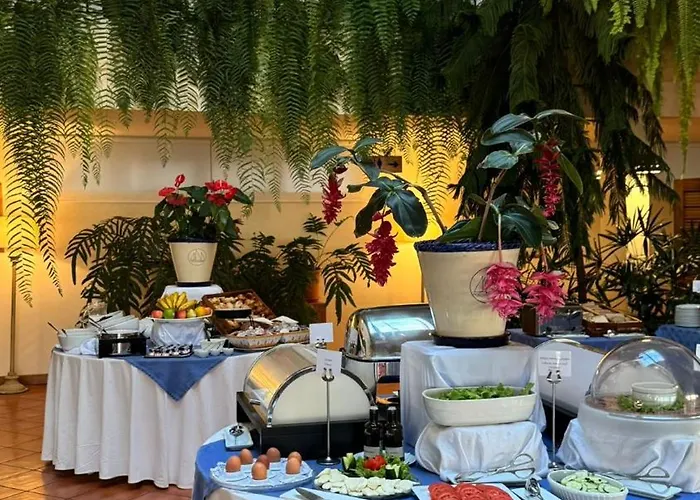 Albatroz & Yacht Club Hotel 5*